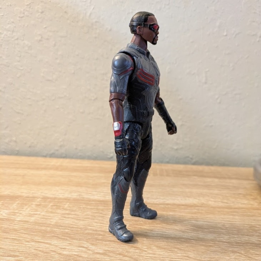 Marvel Falcon Sam Wilson Action Figure Avengers Infinity War Hasbro E1417 6 Inch - Picture 4 of 8